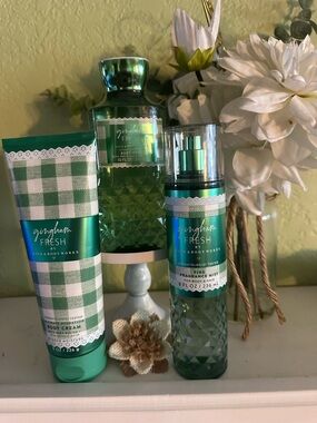 Bath & Body Works Gingham Fresh Body Cream & Fragrance Mist — Green